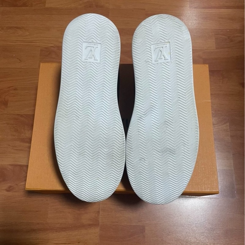 Lv Beverly Hills浮雕壓印低幫牛皮板鞋 男款 黑色 42碼-9