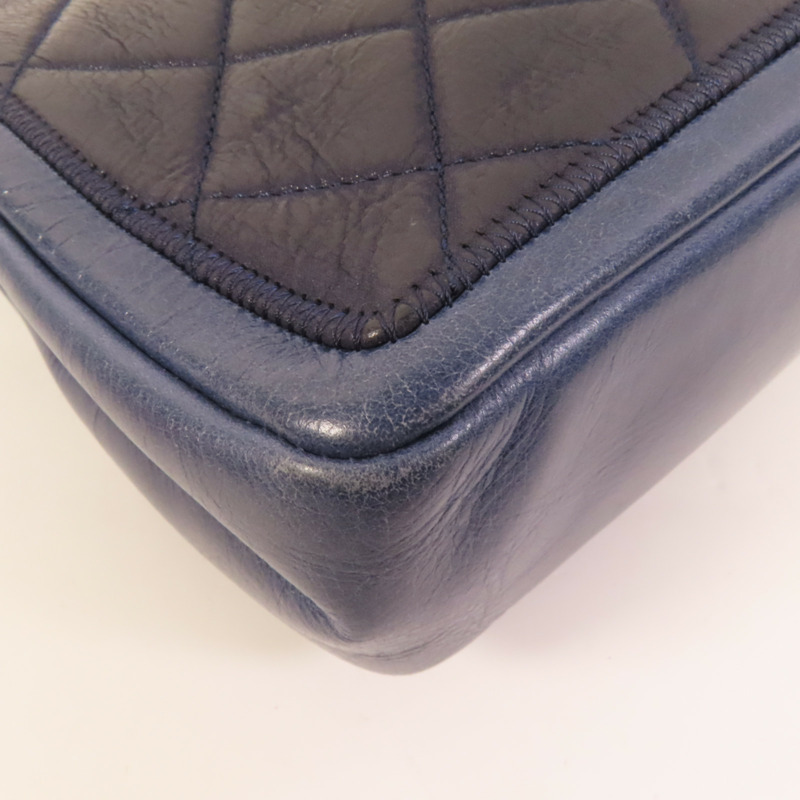 CHANEL 牛皮皮革Chain Sholder Bag銀扣肩背袋-11