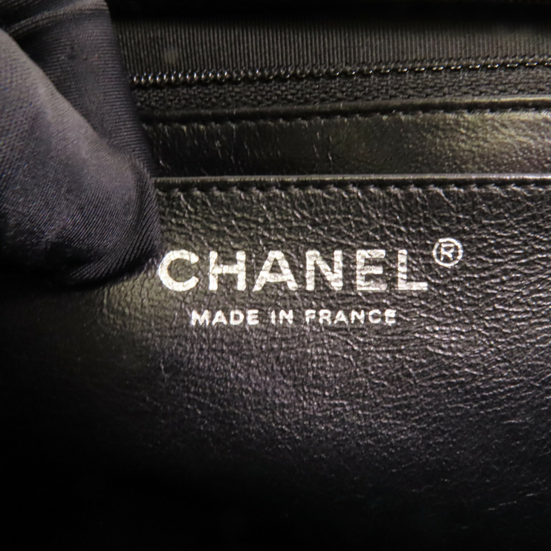 CHANEL 牛皮皮革Large Classic銀扣肩背袋-7