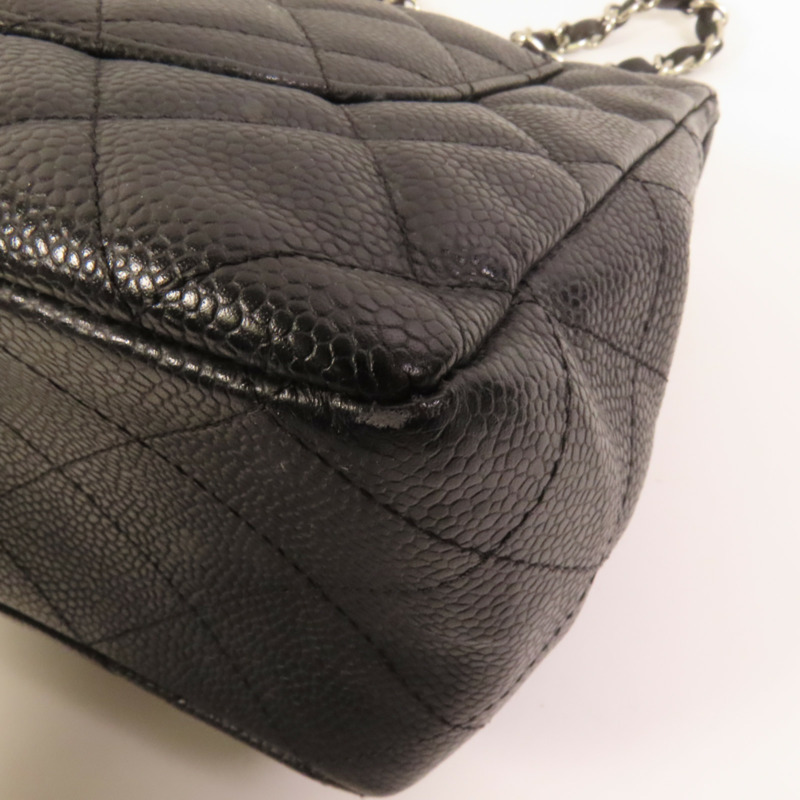 CHANEL 牛皮皮革Large Classic銀扣肩背袋-12