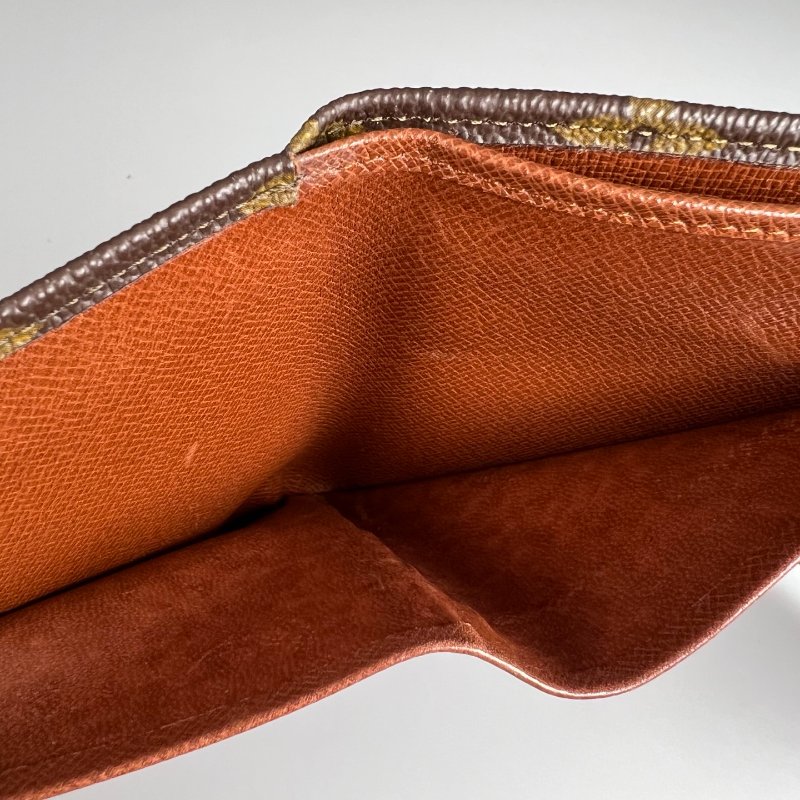 LV M61660 老花信封短夾 舊式-9