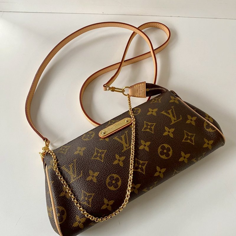 LV Monogram Eva 原花 帆布 金鏈 斜背 肩背 兩用包 M95567-0