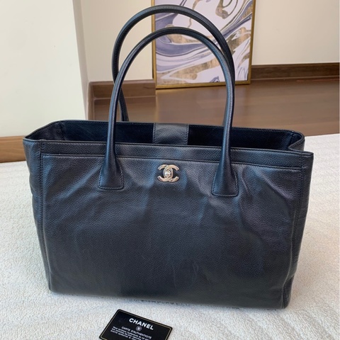 Chanel 香奈兒黑銀牛皮cerf 托特包