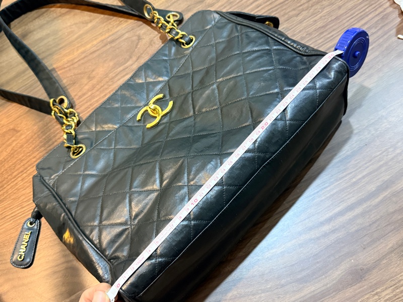 隨便甜賣chanel香奈兒24 K金 肩背托特包 很輕又好裝的實揹款-5
