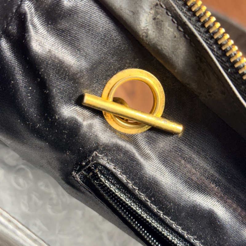 隨便甜賣chanel香奈兒24 K金 肩背托特包 很輕又好裝的實揹款-18