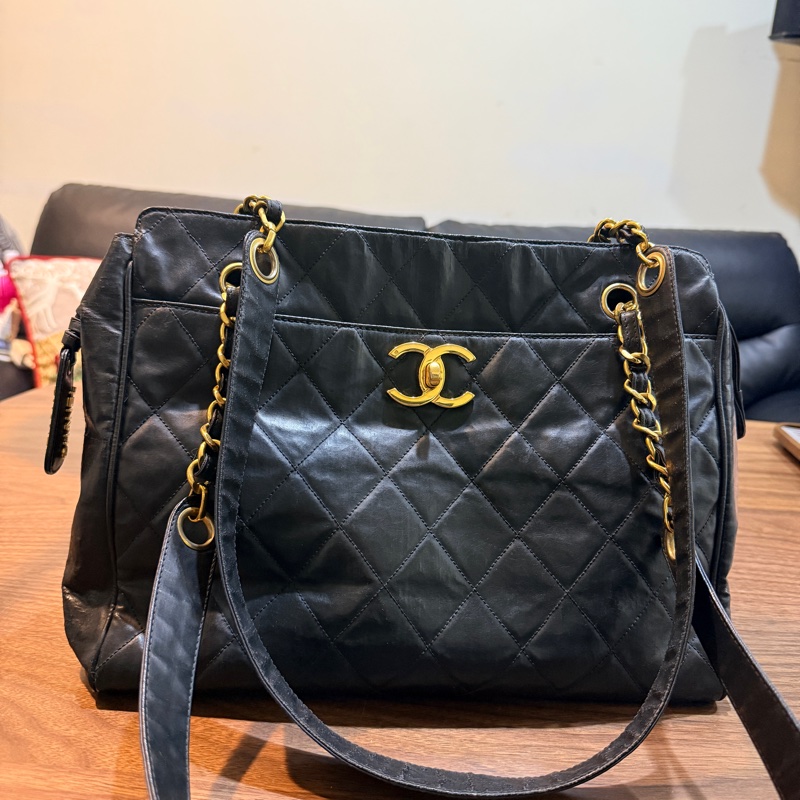 隨便甜賣chanel香奈兒24 K金 肩背托特包 很輕又好裝的實揹款-49