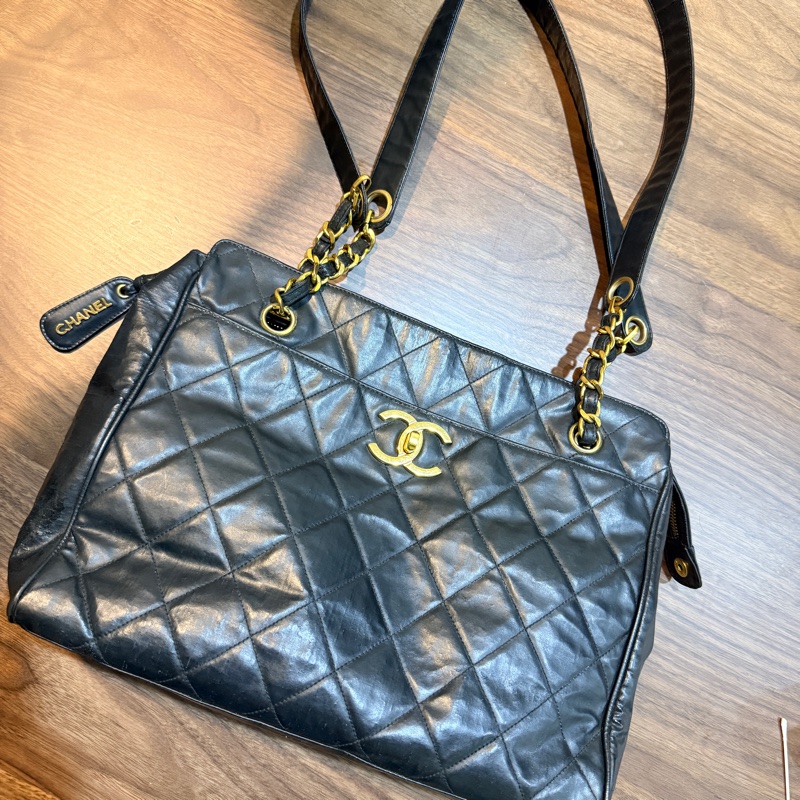 隨便甜賣chanel香奈兒24 K金 肩背托特包 很輕又好裝的實揹款-59