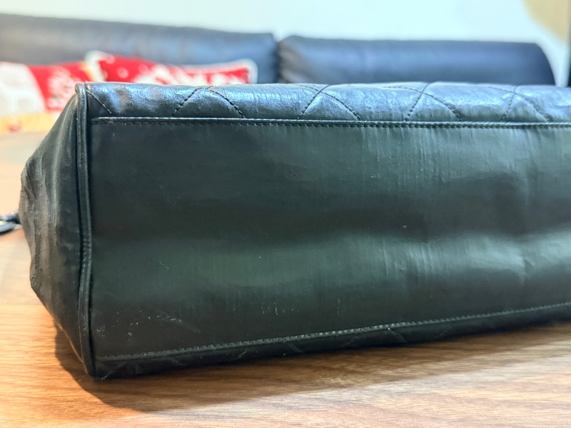 隨便甜賣chanel香奈兒24 K金 肩背托特包 很輕又好裝的實揹款-65