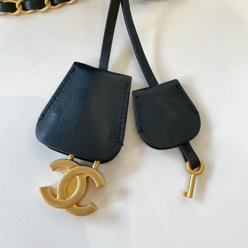 CHANEL 絕版 Vavnity Case 大型 化妝盒包 黑色 荔枝紋 牛皮 菱格 霧金鏈 A93344-7