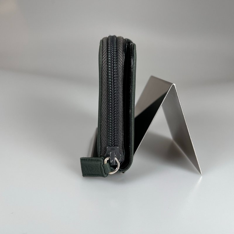 PRADA 墨綠尼龍釦式短夾-4