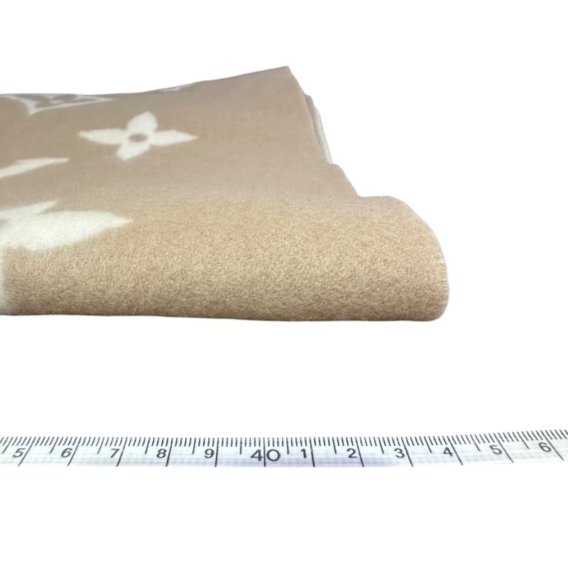 【美收精品】LV M78123茶白色流蘇圍巾 4-940-10