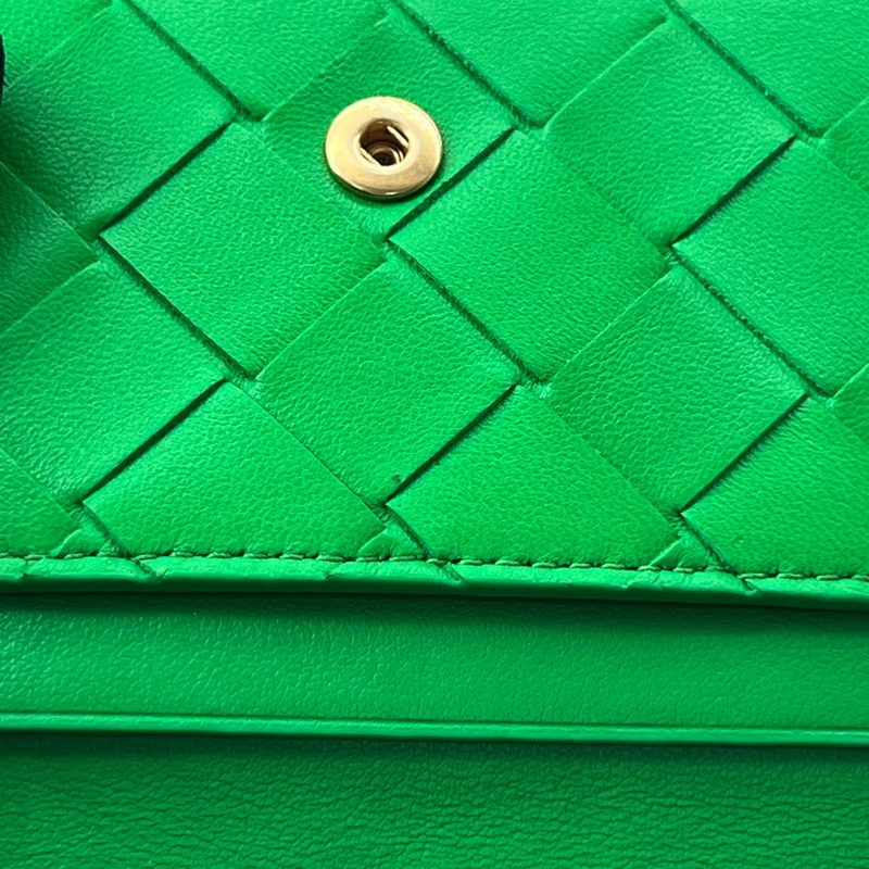 💗香緹國際精品💗 786 BV編織大格三折短夾-10