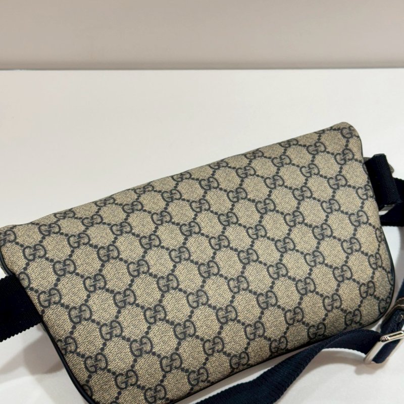 GUCCI 胸口包/腰包 85成新-7