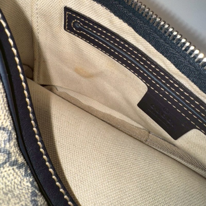 GUCCI 胸口包/腰包 85成新-11