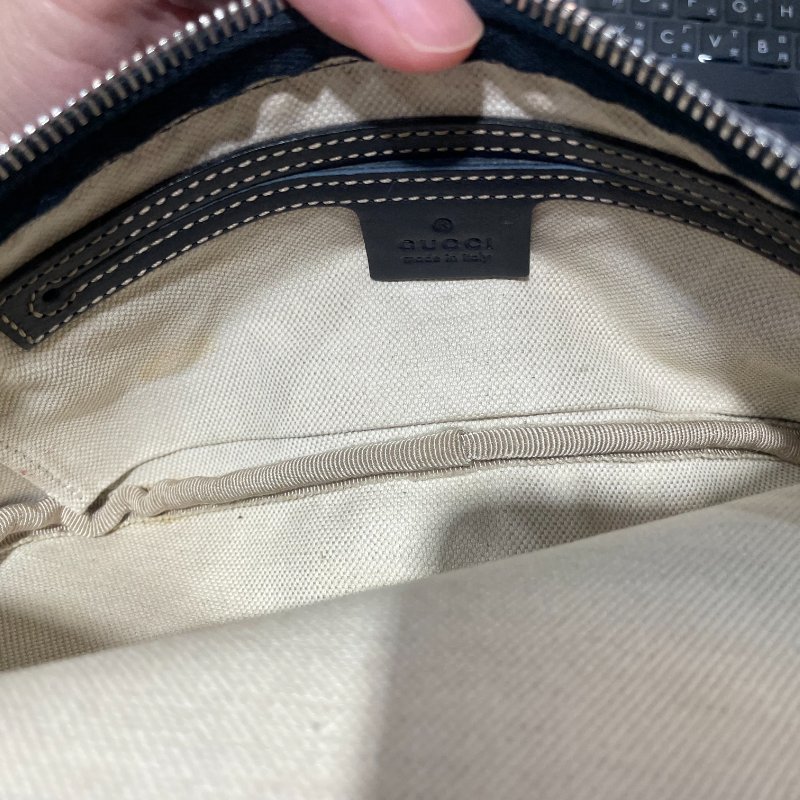 GUCCI 胸口包/腰包 85成新-15