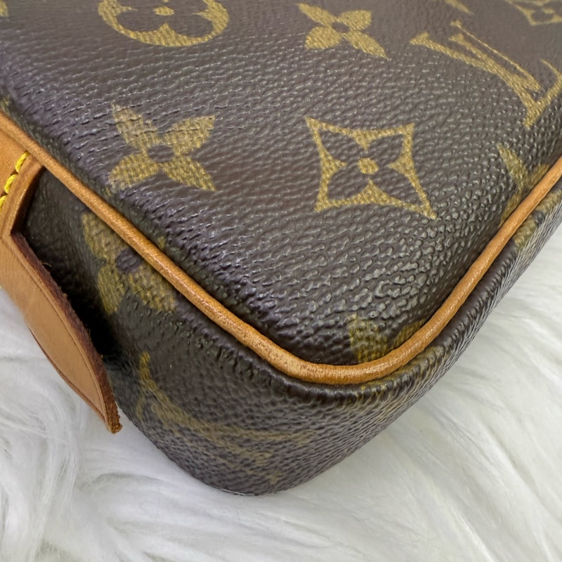 LOUIS VUITTON Marly Bandouliere Bag-11