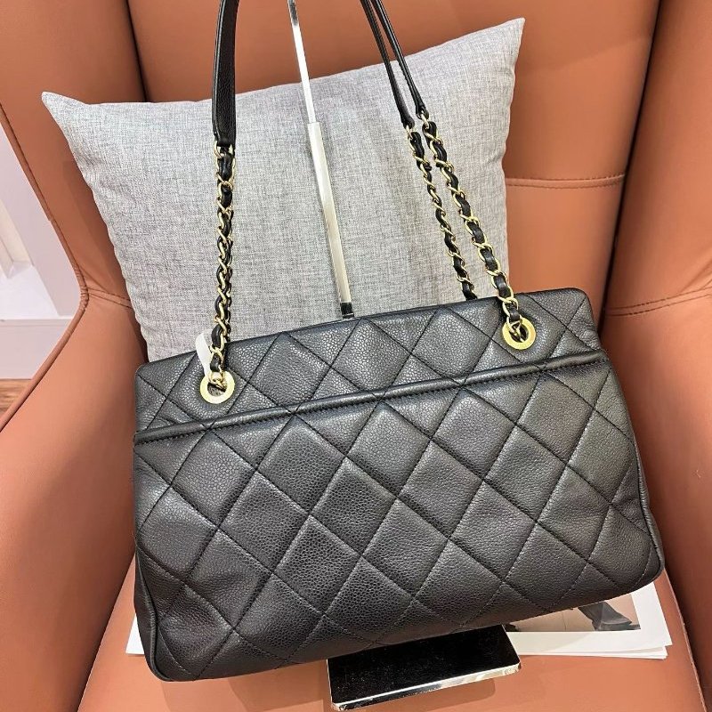 Chanel香奈兒黑金雙C大logo機場托特包-7