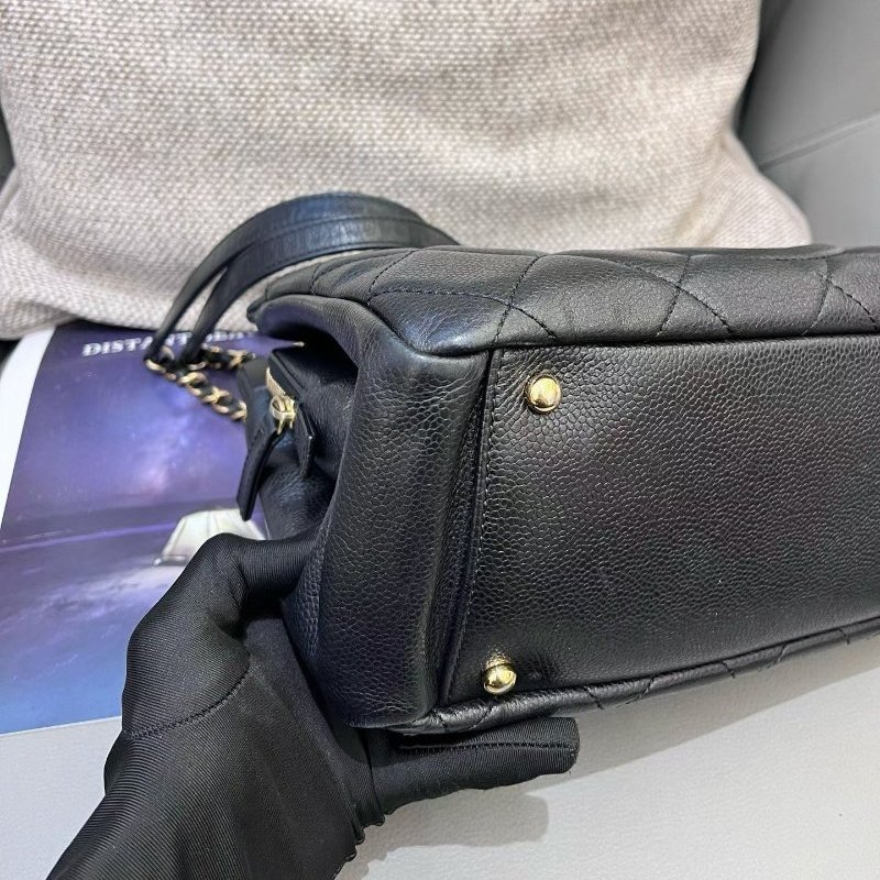 Chanel香奈兒黑金雙C大logo機場托特包-8