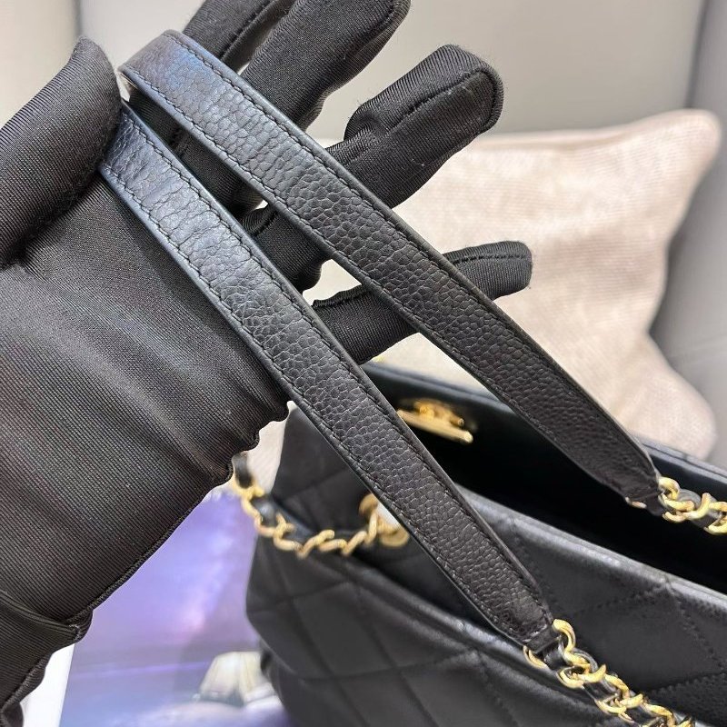 Chanel香奈兒黑金雙C大logo機場托特包-11