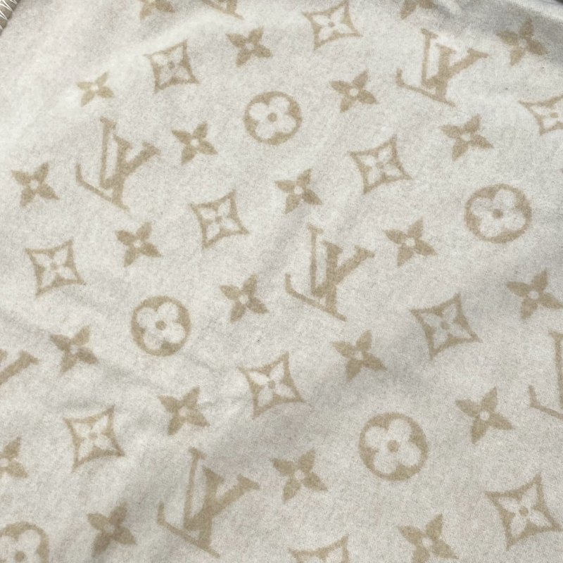 LV Monogram 羊毛 限定 VIC 贈品 收藏 老花 雙面 毛毯 卡其色 米白色 R97489-4