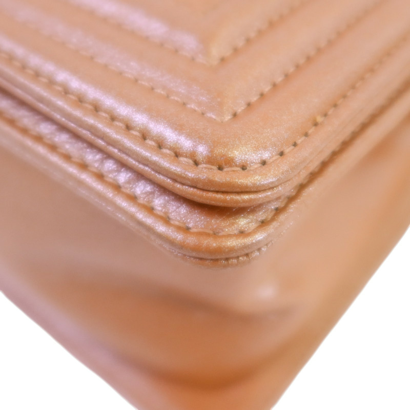 CHANEL 牛皮皮革Boy 25金扣鏈帶肩背袋-11