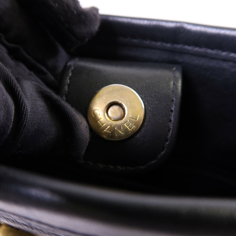 CHANEL 牛皮皮革24S Hobo金扣鏈帶手挽肩背兩用袋-8