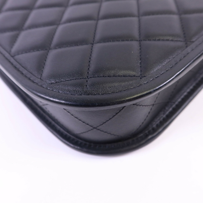 CHANEL 牛皮皮革24S Hobo金扣鏈帶手挽肩背兩用袋-13