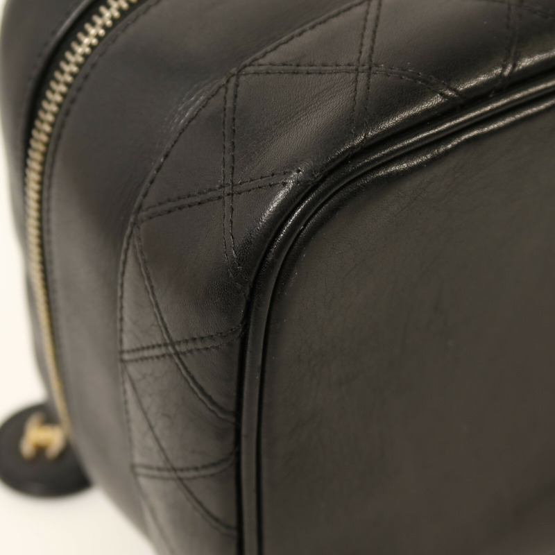 CHANEL 牛皮皮革Vintage Vanity Case金扣手挽袋-9