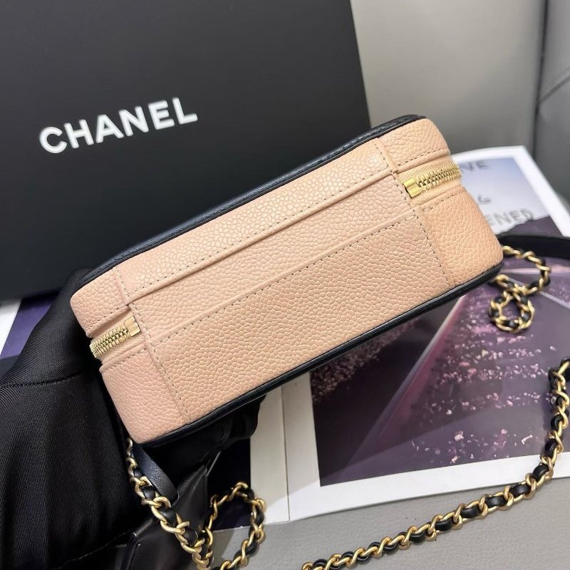近新品 Chanel香奈兒米色荔枝紋牛皮小號相機包-4