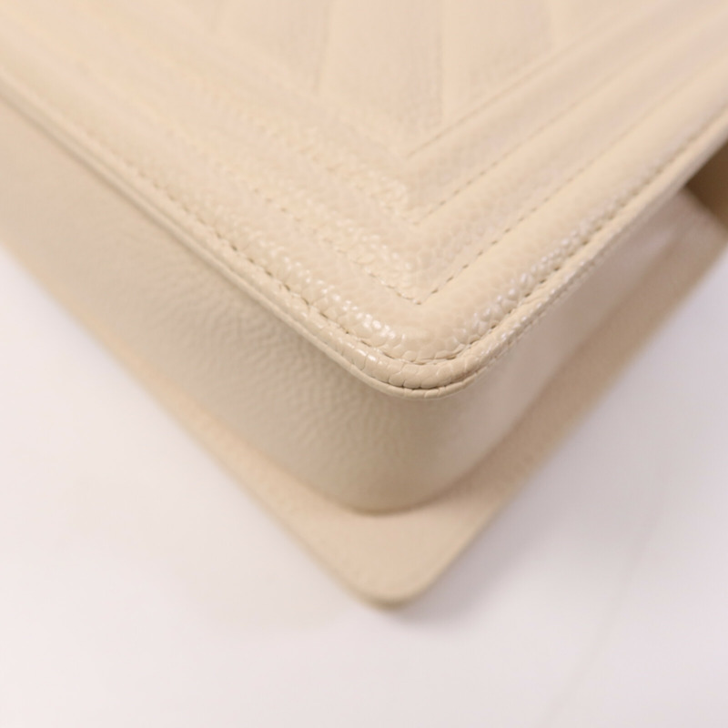 CHANEL 牛皮皮革Boy 25銀扣鏈帶肩背袋-12