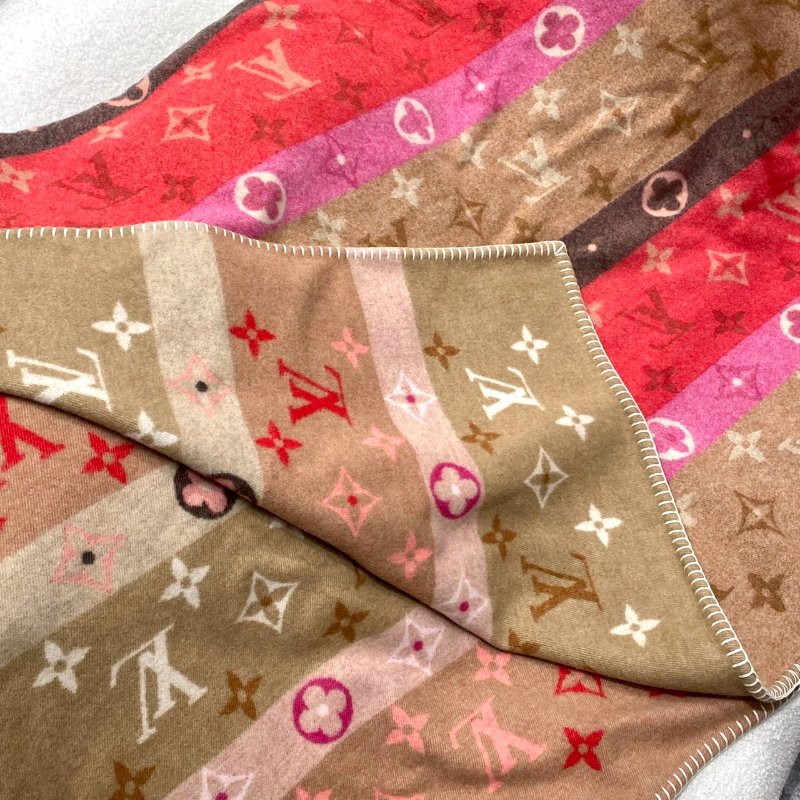LV Monogram 羊毛 限定 VIC 限定 收藏 花卉 老花 雙面 毛毯 卡其色 紅色 M77314-2