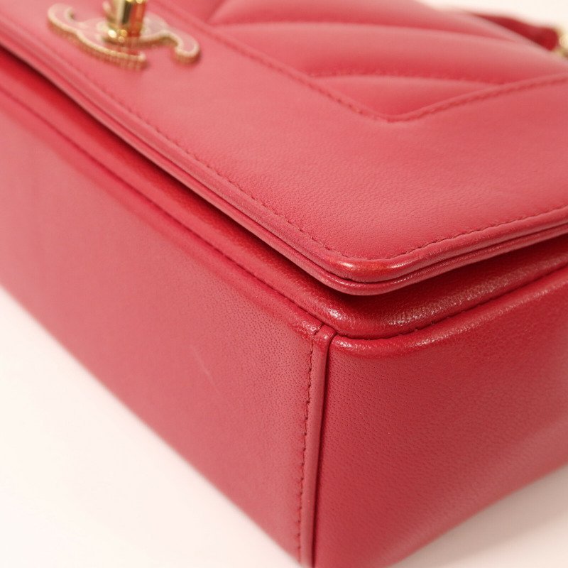 CHANEL 牛皮皮革Chain Shoulder金扣鏈帶肩背袋-11