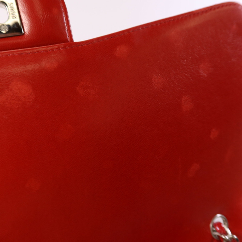 CHANEL 漆皮皮革Maxi Classic銀扣鏈帶肩背袋-15