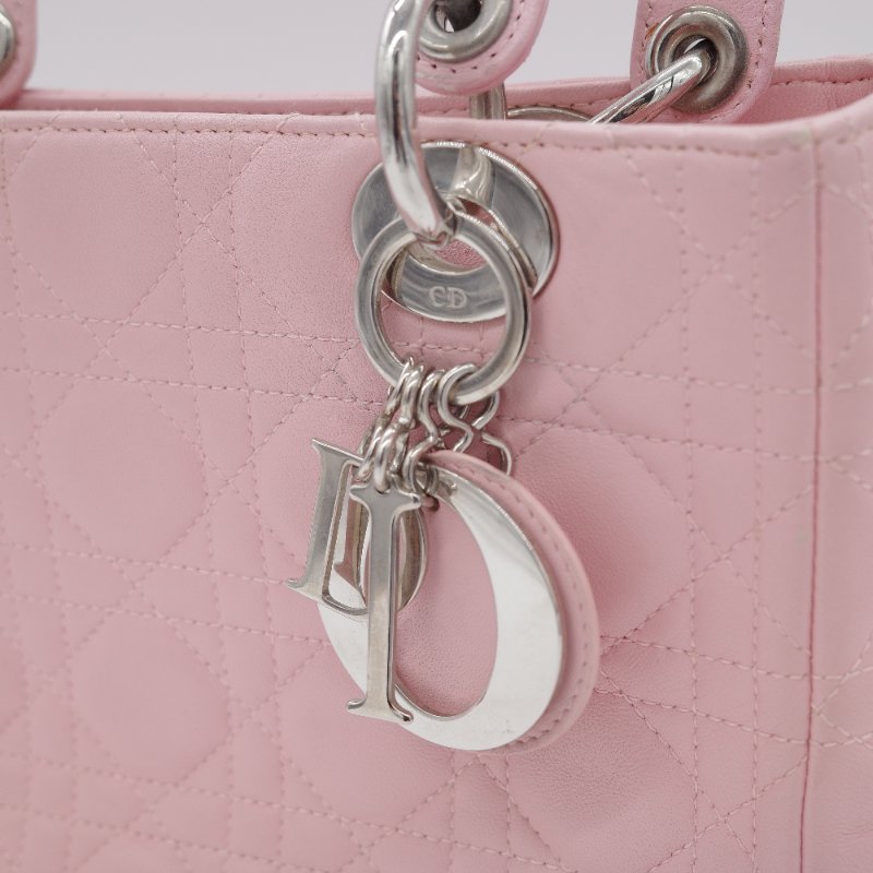 Dior迪奧Lady Dior 中號粉紅色藤格紋羊皮手提包-8