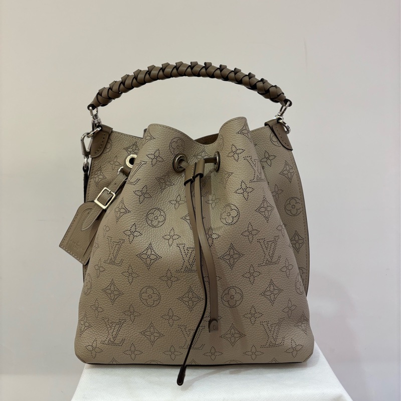 LV Muria編織手提把水桶包-1