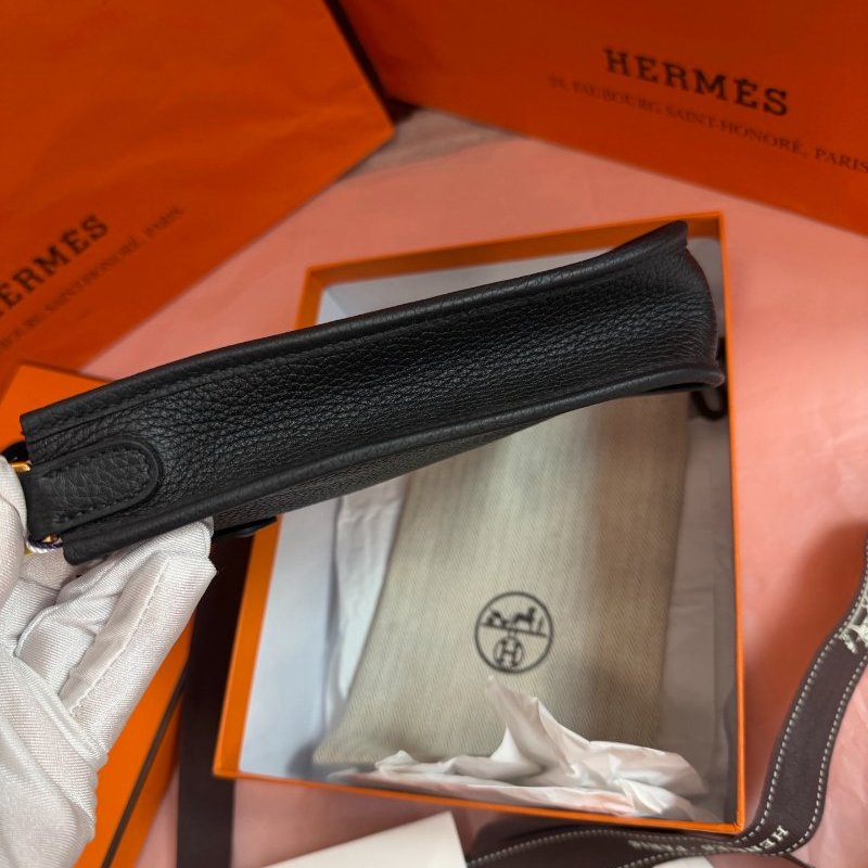全新 Hermes愛馬仕伊芙琳迷你黑金肩背包-3