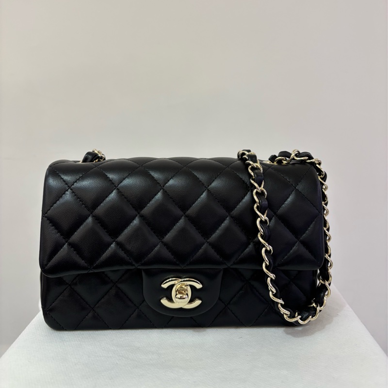 Chanel CF20迷你口蓋包-0