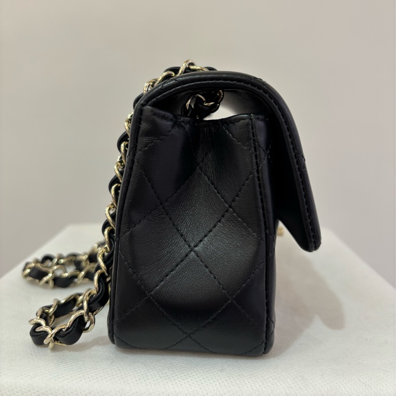 Chanel CF20迷你口蓋包-1