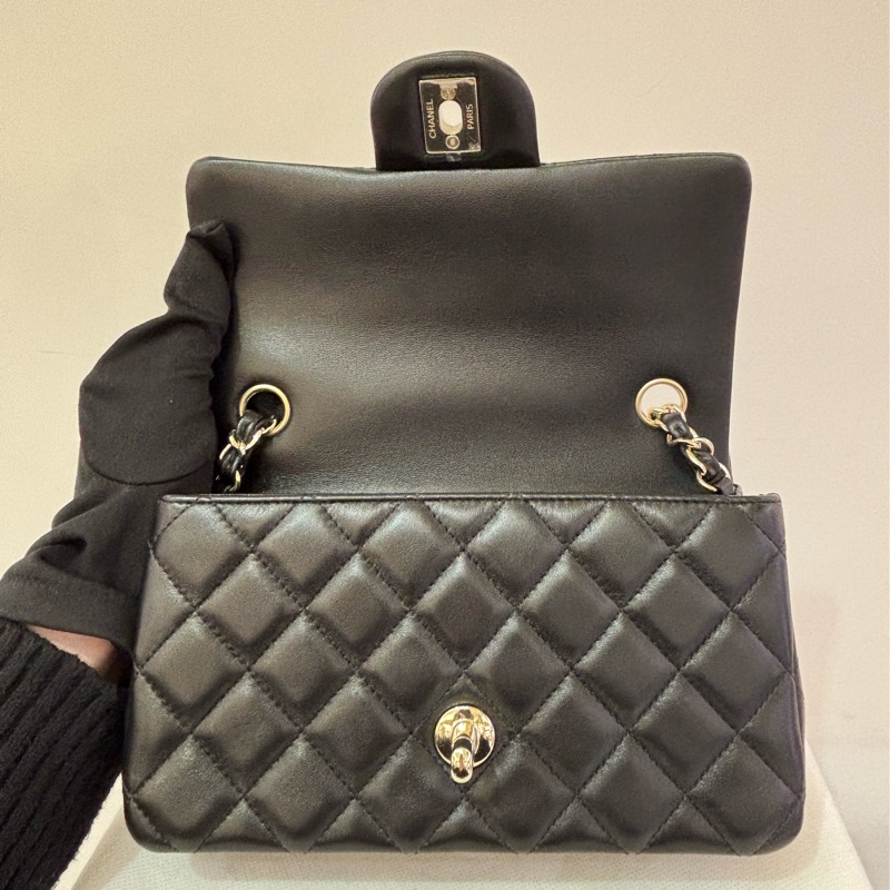 Chanel CF20迷你口蓋包-9