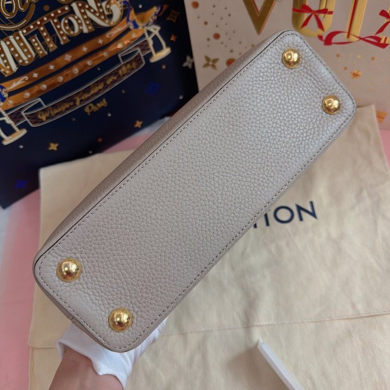 閒置品 LV Capucines BB全皮大象灰手提斜挎包-4