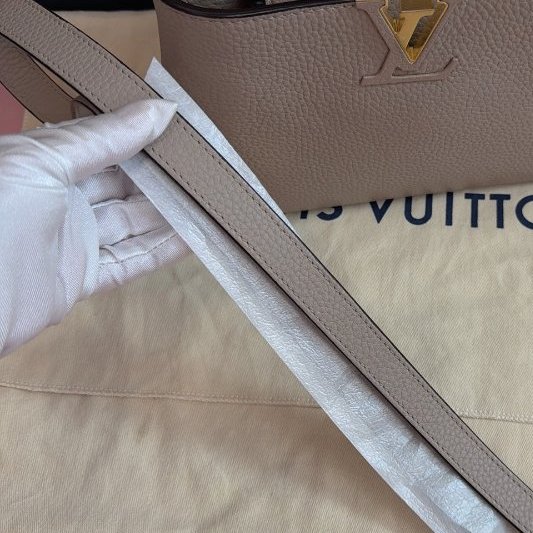 閒置品 LV Capucines BB全皮大象灰手提斜挎包-8