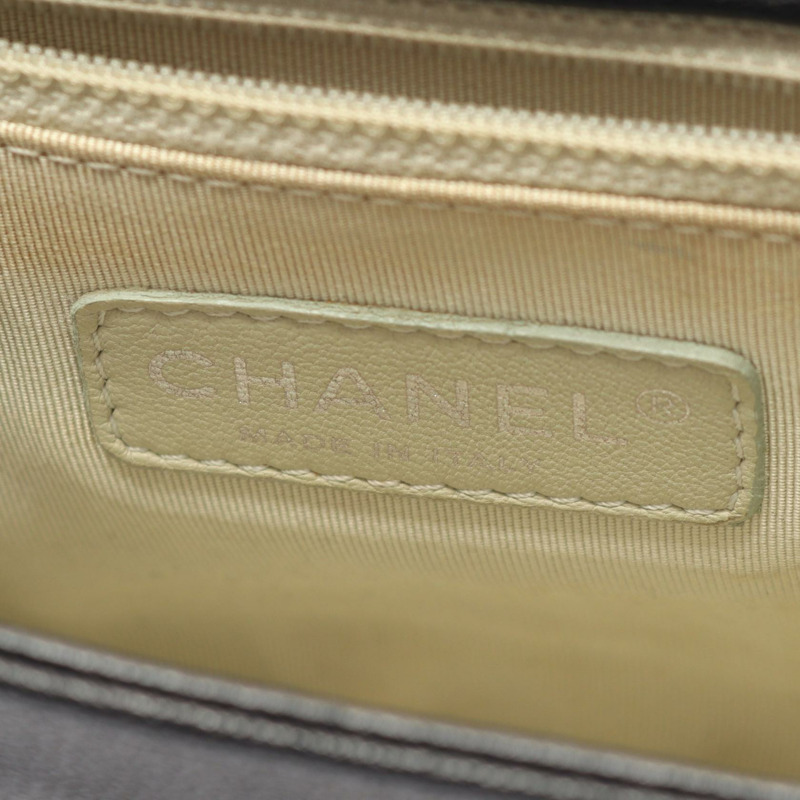 香奈兒 (CHANEL) Matelasse Around Chain Shoulder Bag Lambskin Black Used Women SHW-3