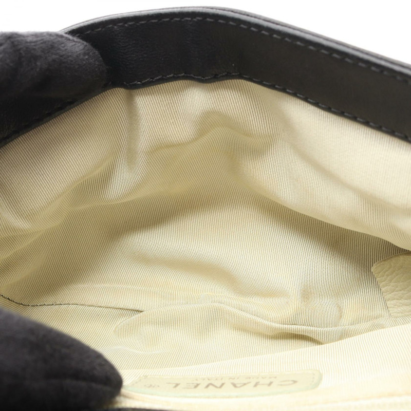 香奈兒 (CHANEL) Matelasse Around Chain Shoulder Bag Lambskin Black Used Women SHW-6