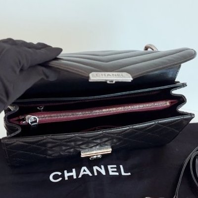 香奈兒黑銀牛皮孟買盒子郵差包-8