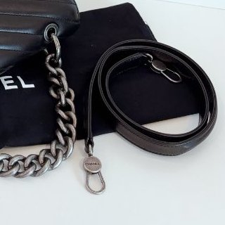 香奈兒黑銀牛皮孟買盒子郵差包-9