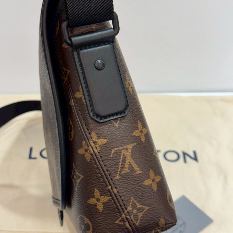 LV 斜背包/側背包/郵差包 M45557 93成新-10