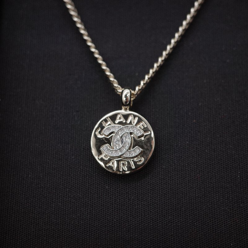 Chanel 香奈兒 CC Logo 淡金色 金屬 硬幣造型 項鍊-3