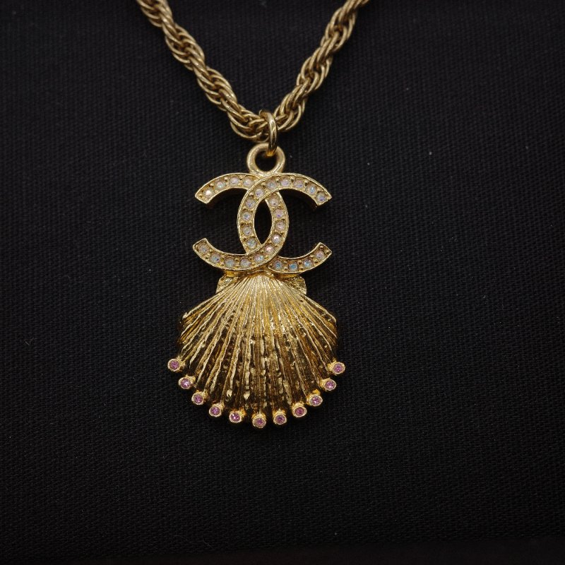Chanel 香奈兒 CC 金色 鍍金金屬 水鑽 貝殼造型項鍊-1