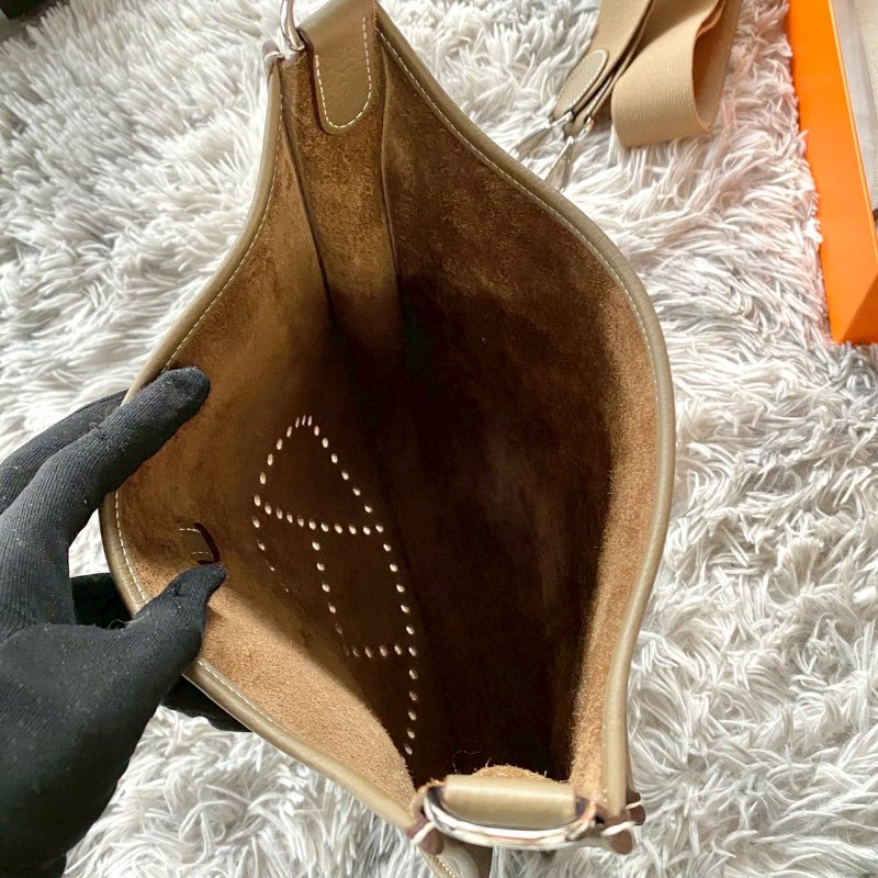 HERMES Evelyne 29cm 大象灰 18 ETOUPE 銀釦 斜背包-6