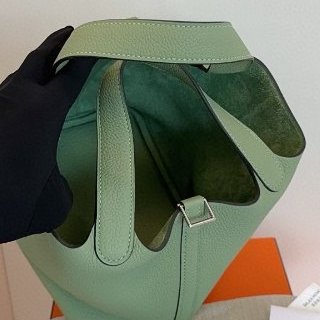閒置新 Hermes愛馬仕picotin菜籃子18牛油果綠銀扣-8